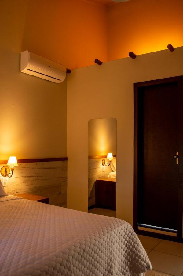 Hotel La Coquille Praia de Araçatiba Esterno foto