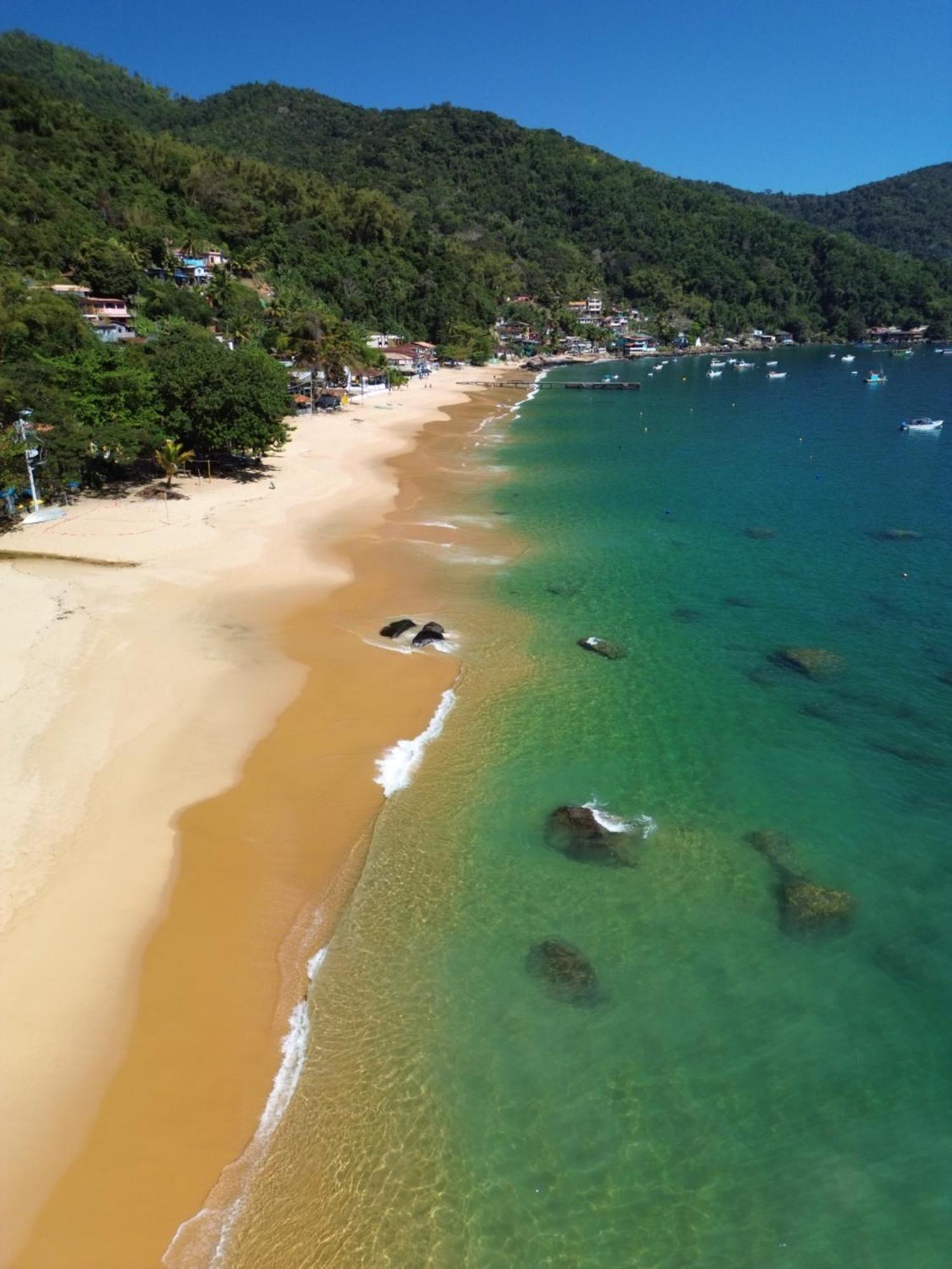 Hotel La Coquille Praia de Araçatiba Esterno foto